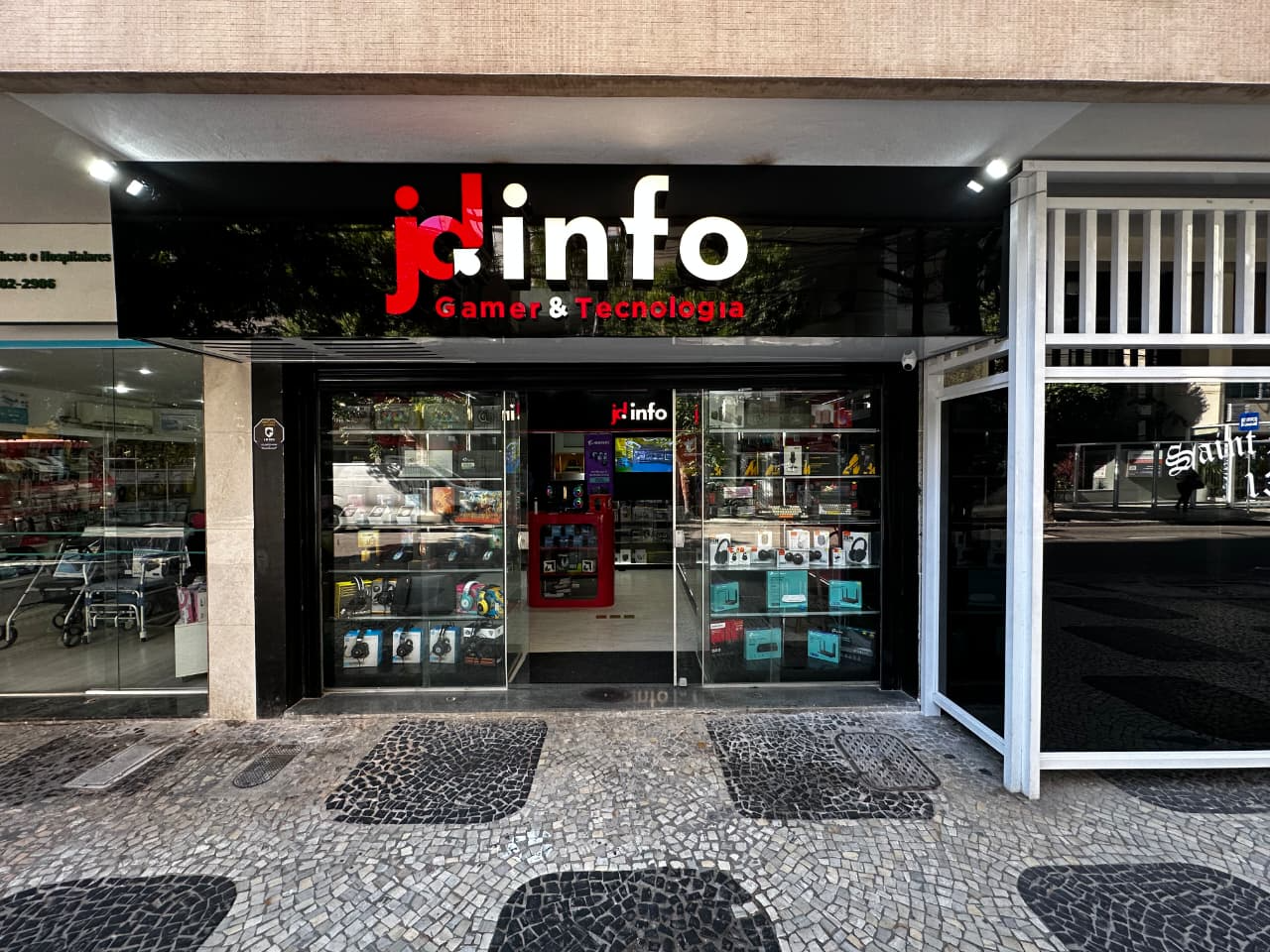 Fachada da loja JD Info Gamer & Tecnologia em Niterói